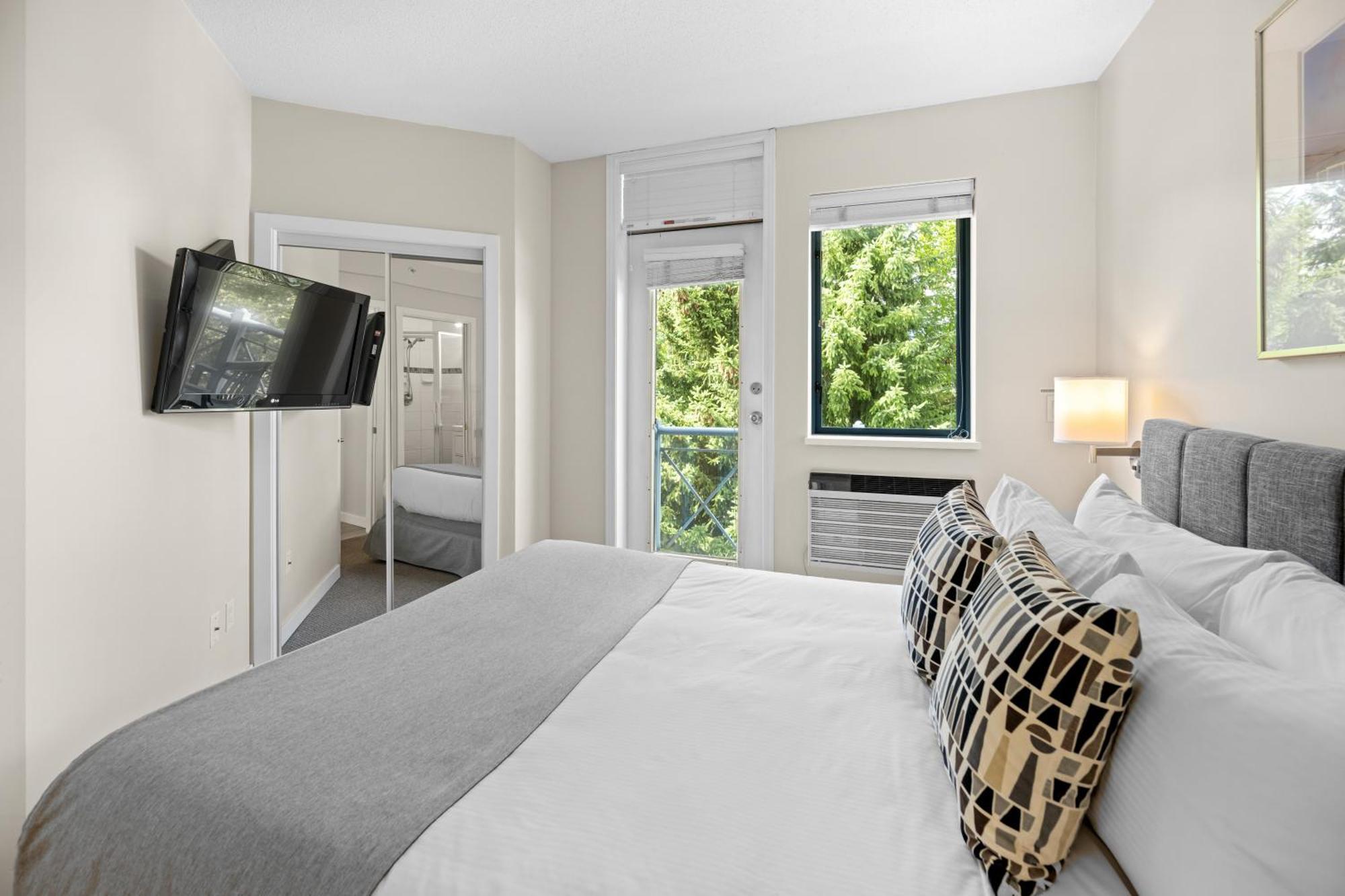 Alpenglow Lodge Two Bedroom Apartment By Mva Whistler Buitenkant foto